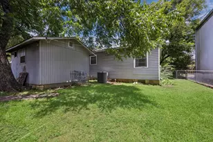 2009 Fort View Rd, Austin, TX 78704 - Photo 34