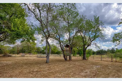 371 County Road 146, Hallettsville, TX 77964 - Photo 20