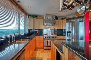 901 W 9th St, Austin, TX 78703 - Photo 18