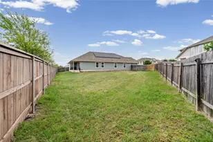 10218 Ansel Dr, Austin, TX 78747 - Photo 18