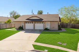 2007 Old W Pl, Round Rock, TX 78681 - Photo 1