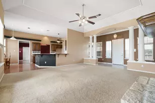 400 Hy View Ln, Hutto, TX 78634 - Photo 18
