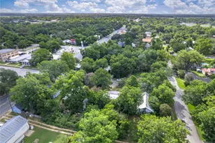 203 Hudgins St, Smithville, TX 78957 - Photo 30