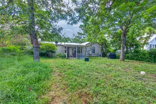 203 Hudgins St, Smithville, TX 78957 - Photo 26