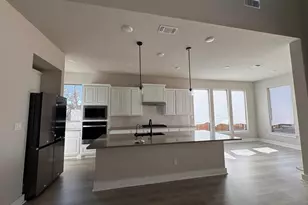 101 Texas Bluebonnet Trl, Georgetown, TX 78628 - Photo 2