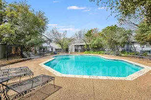 1411 Gracy Farms Ln, Austin, TX 78758 - Photo 16