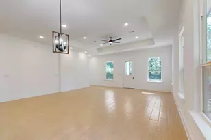 117 Keaau Ct W, Bastrop, TX 78602 - Photo 4
