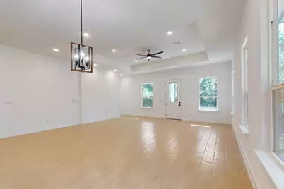 117 Keaau Court W, Bastrop, TX 78602 - Photo 4