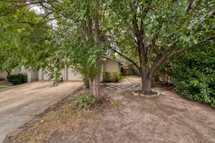 11116 Wandering Way, Austin, TX 78754 - Photo 2