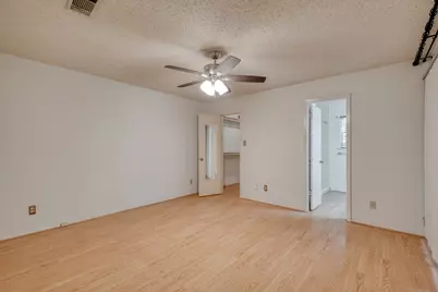 11116 Wandering Way #B, Austin, TX 78754 - Photo 14