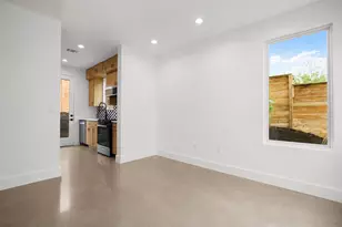 2919 E 13th St, Austin, TX 78702 - Photo 6
