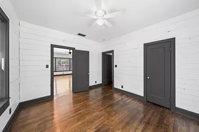 1707 N Travis Avenue, Cameron, TX 76520 - Photo 32