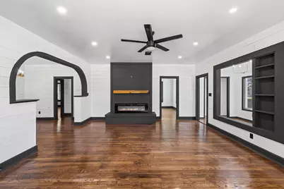 1707 N Travis Avenue, Cameron, TX 76520 - Photo 8