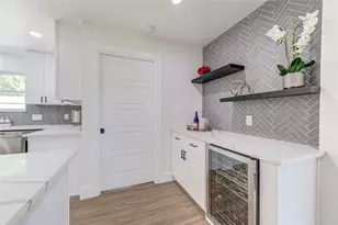 10070 Woodland Village Dr, Austin, TX 78750 - Photo 10