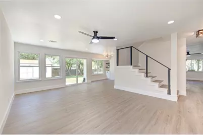 10070 Woodland Village Drive, Austin, TX 78750 - Photo 4