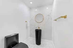 10070 Woodland Village Dr, Austin, TX 78750 - Photo 16