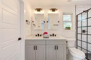 10070 Woodland Village Dr, Austin, TX 78750 - Photo 24