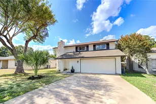 10070 Woodland Village Dr, Austin, TX 78750 - Photo 28