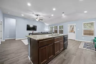 2612 American Dr, Lago Vista, TX 78645 - Photo 6