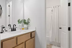 205 Quiet Oak Rd, San Marcos, TX 78666 - Photo 34