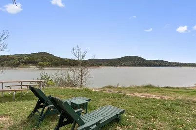 17511 E Darleen Drive, Leander, TX 78641 - Photo 32