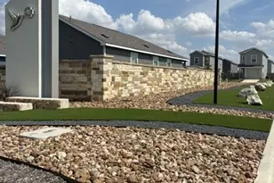 632 Commander Abbott Dr, Jarrell, TX 76537 - Photo 24