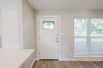 501 Oakley Court, Austin, TX 78753 - Photo 4