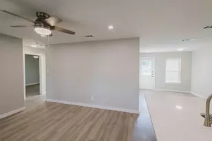 501 Oakley Ct, Austin, TX 78753 - Photo 14