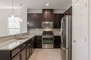 205 Mauldin St, Georgetown, TX 78628 - Photo 4