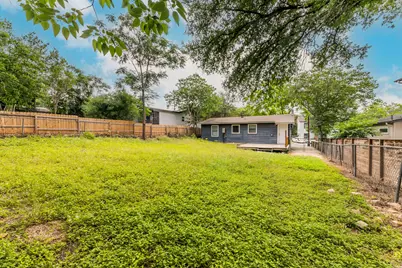 1717 Bunche Road, Austin, TX 78721 - Photo 26