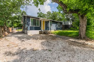 1717 Bunche Rd, Austin, TX 78721 - Photo 1