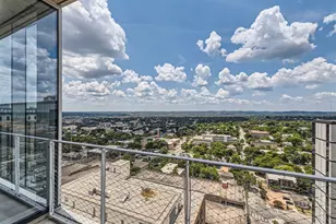 313 W 17th St, Austin, TX 78701 - Photo 22