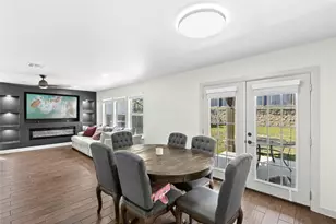 245 Myrtle St, Kyle, TX 78640 - Photo 6