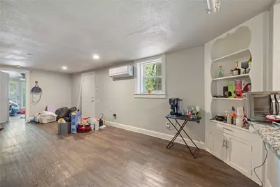 201 West 31st Street #E, Austin, TX 78705 - Photo 8