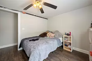 201 W 31st St, Austin, TX 78705 - Photo 6