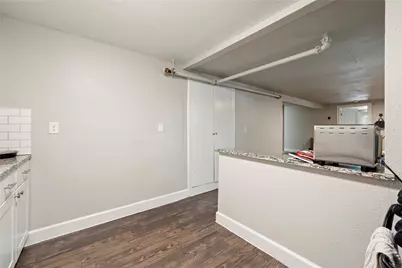 201 West 31st Street #E, Austin, TX 78705 - Photo 10