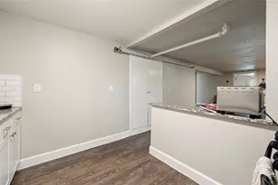 201 W 31st St, Austin, TX 78705 - Photo 10