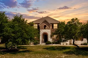1135 Blue Ridge Dr Dr, Dripping Springs, TX 78620 - Photo 2