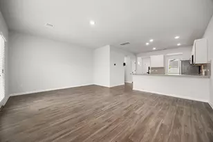 2456 Jack Nora Wy, Round Rock, TX 78665 - Photo 4
