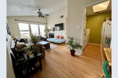 2706 Salado Street #302, Austin, TX 78705 - Photo 2