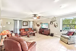 155 Pahalawe Ln, Bastrop, TX 78602 - Photo 32