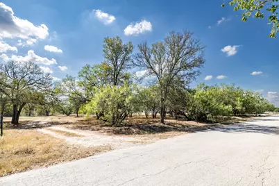 137 Wright Drive, Cedar Creek, TX 78612 - Photo 4