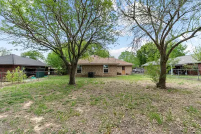 1311 Monte Vista Drive, Lockhart, TX 78644 - Photo 26