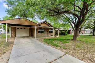 1311 Monte Vista Dr, Lockhart, TX 78644 - Photo 2