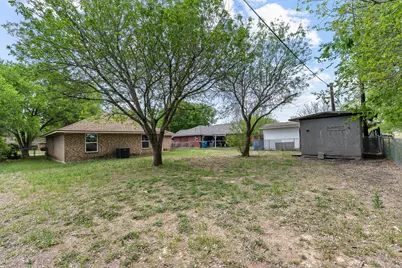 1311 Monte Vista Drive, Lockhart, TX 78644 - Photo 28