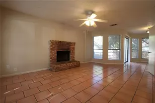 9002 Sanger Dr, Austin, TX 78748 - Photo 2