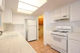 9002 Sanger Dr, Austin, TX 78748 - Photo 6