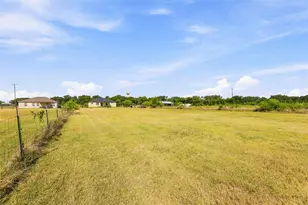 206 Brizendine Ave, Florence, TX 76527 - Photo 22