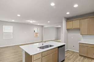 115 Cherry Blossom Ln, Taylor, TX 76574 - Photo 10