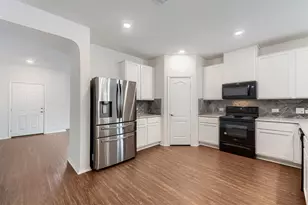 221 Auburn St, Kyle, TX 78640 - Photo 14
